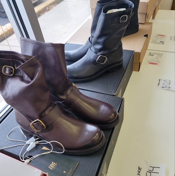 🎁Frye Women's Veronica Short #76509 Ankle Boots - Picture 1 of 3